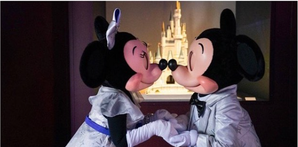 An image of Mickey Mouse and Minnie